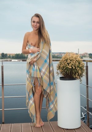 18 year old girl Ami is coerced into losing her virginity by older guy